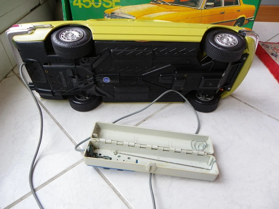 Mercedes 450 Si W116 Gama - 42cm Scatola Plastica Giocattolo Miniatura Antico - Immagine 4 di 4