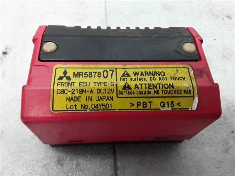 MR587807 CONECTOR RELÉ ECU 2006 07 08 09 MITSUBISHI GALANT eclipse 9x5-6-3P Foto 2 de 4