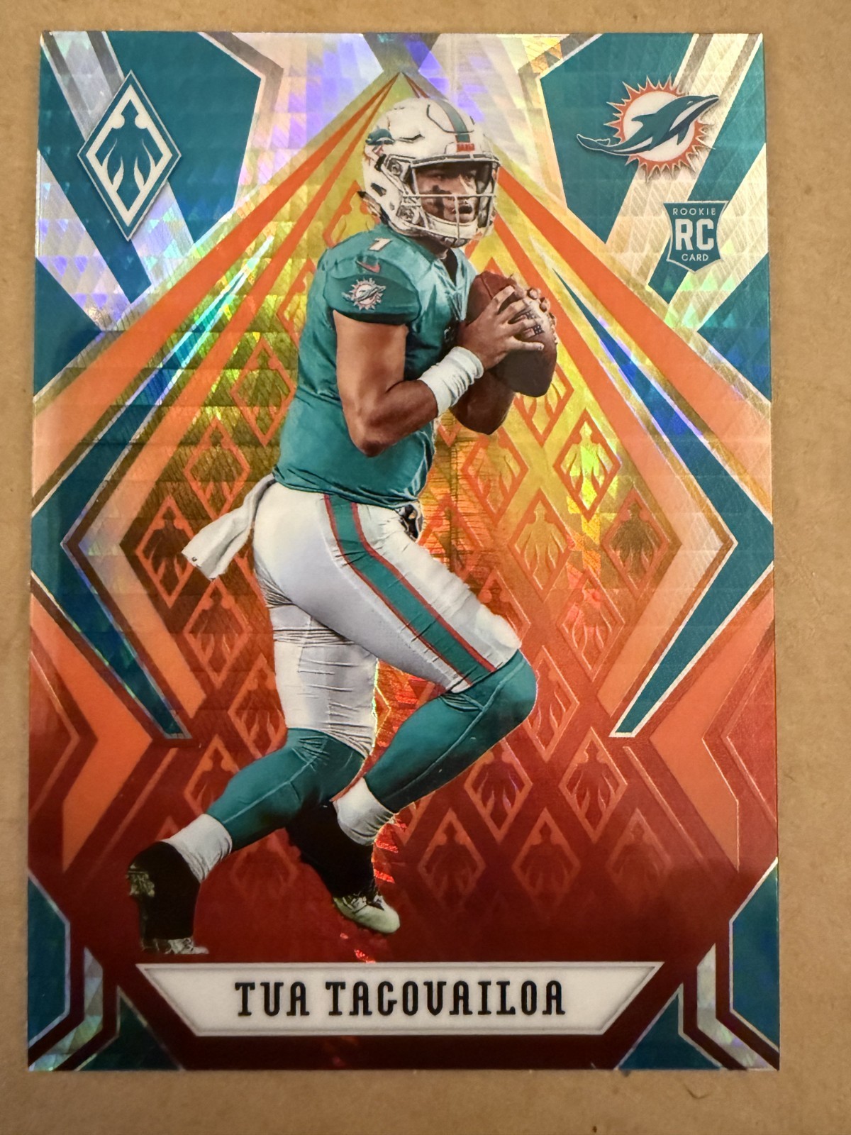 2020 Panini Phoenix - Rookies Tua Tagovailoa #102 Fire Burst (RC)