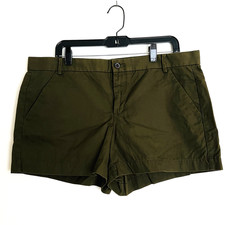 NWOT Gap Khakis by Gap Sunkissed Shorts Olive Green Size 14 100 Cotton 4 Pocket