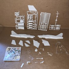 Vintage Plastic Model Plane Lot For Parts And Pieces Lot P340 