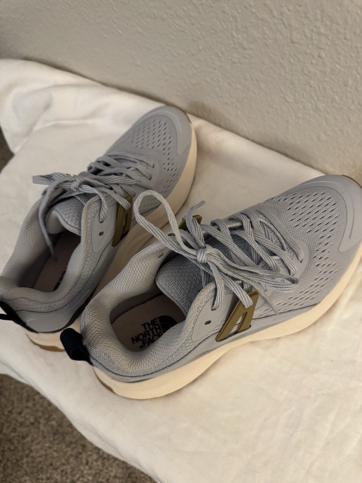 The North Face Women&rsquo;s Breathable Mesh Lace-Up Sneakers Ba