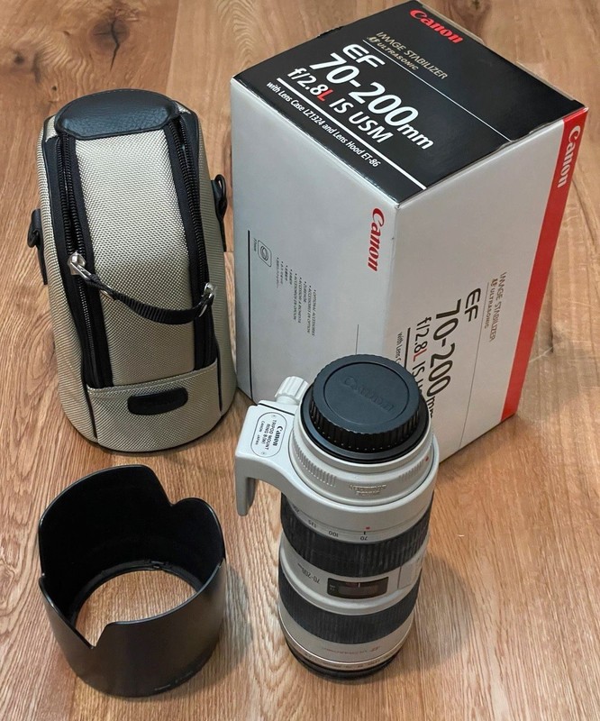 Canon EF 70-200mm F/2.8 L IS USM Telephoto Zoom AF Lens