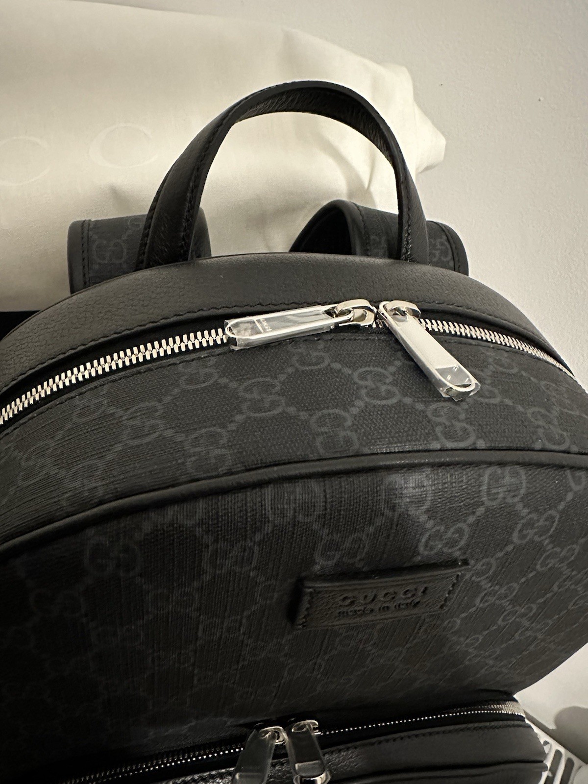 Gucci Medium GG Supreme Canvas Black Leather Backpack - New image 4