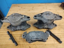 Wilwood D52 Racing Caliper Set With Wilwood Bp-40 Brake Pads 120-15612 Wilwood D52 Racing Caliper Set With Wilwood Bp-40 Brake Pads 120-15612