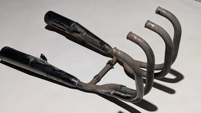 ORIGINAL KAWASAKI GPZ400 A 1983 -85 KOMPLETTE AUSPUFFANLAGE - REPARATURBEDÜRFTIG