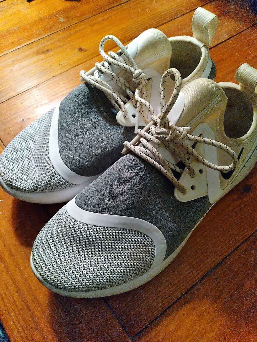 Nike Womens Nike Lunarcharge Essential Grey Size Nike Lunarcharge