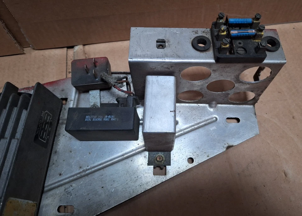 Relè Finestrino Modulo Accensione Porsche 3.0 Benzina 930 911 Targa 1980 0227300004 - Immagine 4 di 4