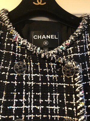 Chanel 19P Black Ecru Multicolor Braided trim CC LOGO JACKET FR42