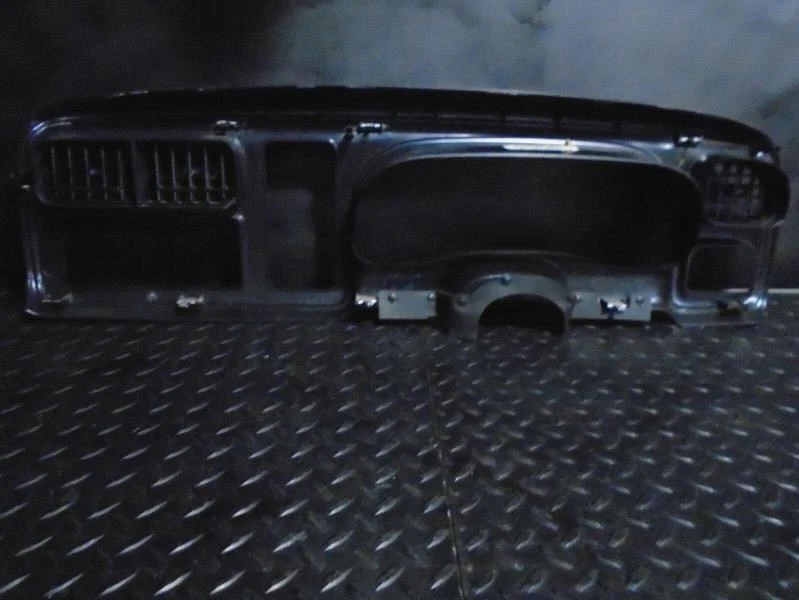 Dodge Durango 1999 velocímetro tablero bisel Foto 4 de 4