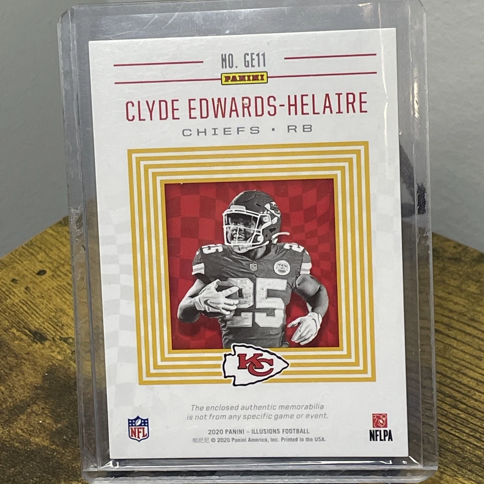 2020 Panini Illusions Clyde Edwards-Helaire Rookie Great Expectations #GE11 - Image 4 of 4