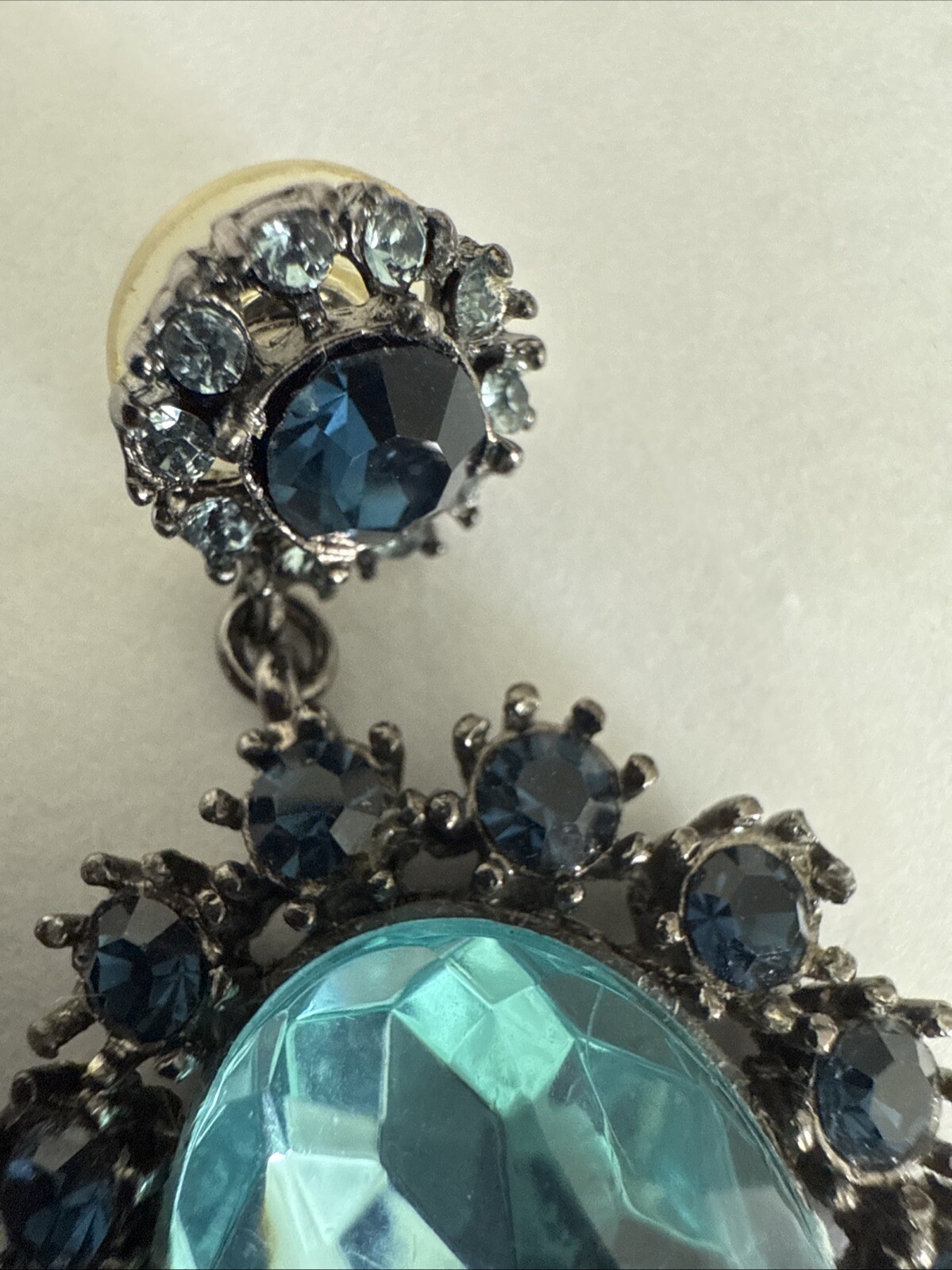 Gerald Yoska Earrings - image 5