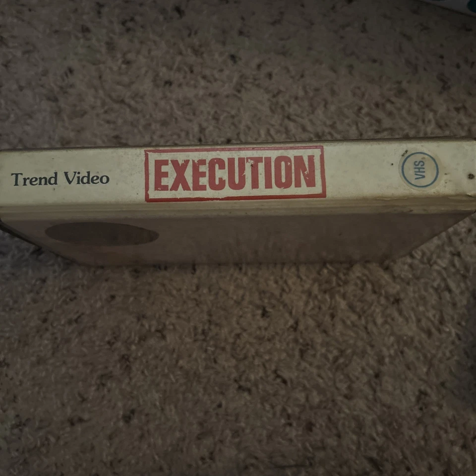 Execution:They Were Stark Raving Mad VHS Cutbox In Clamshell RARE HTF Horror - Image 4 of 4