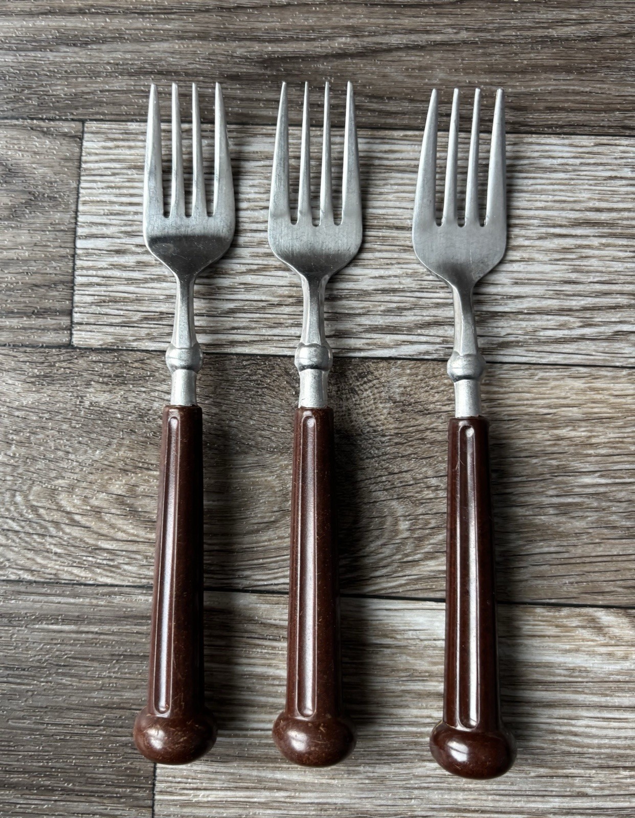 Vintage 1973 Oxford Hall Stainless Flatware Brown Plastic Ha