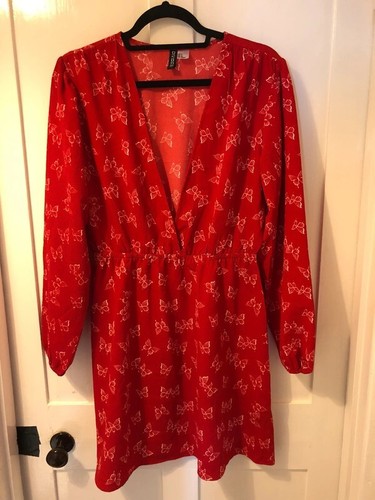 H&M Divided Kleid rot weiß Schmetterlingsmuster Langarm knielang Größe S