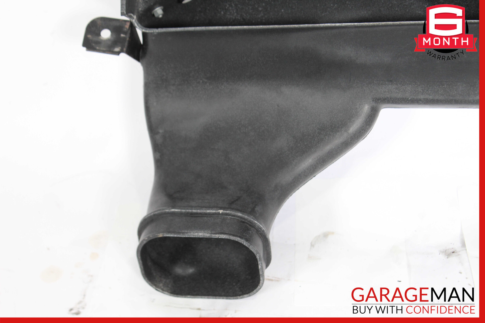 03-08 Maserati Quattroporte Engine Front Air Intake Duct Cover OEM