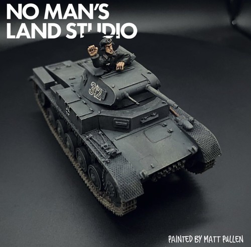 Pro Painted German Panzer II - Bolt Action 1/56 - WW2 - 28mm COMMISSION - Picture 2 of 3