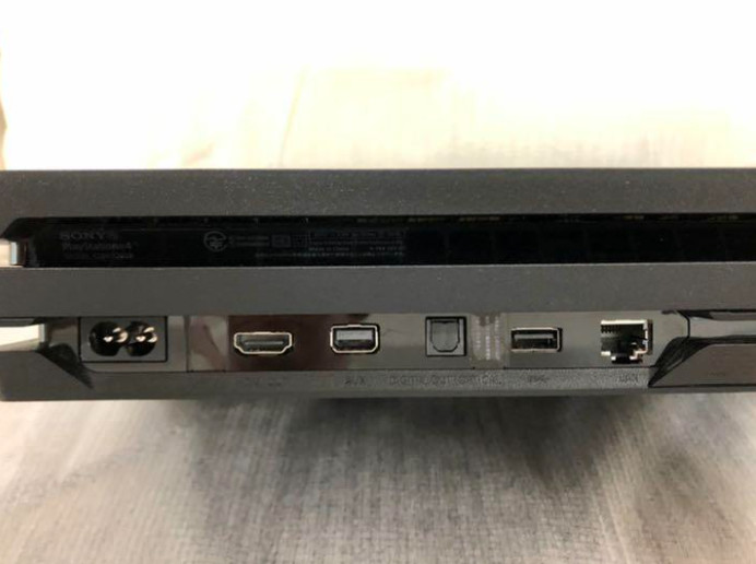 SONY PS4 PlayStation 4 Pro Jet Black 1TB CUH-7200B B01 Excellent 