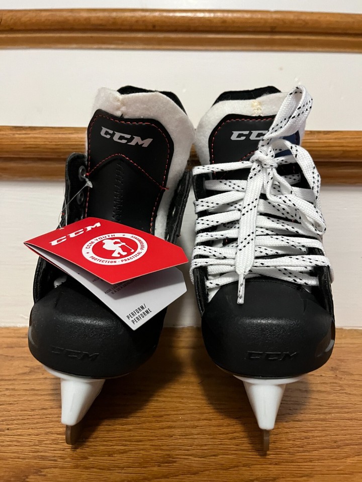 CCM Youth Size 8Y Black Unisex Jet Speed FT340 Ice Hockey Skates NWT eBay