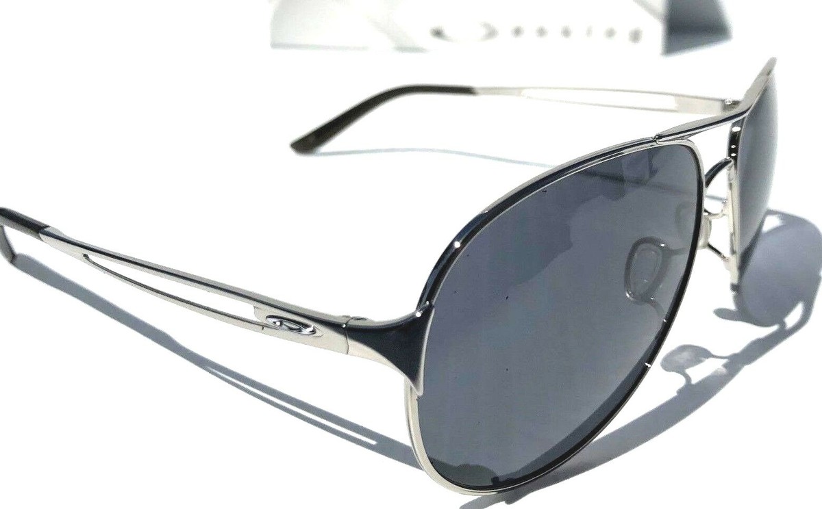 Oakley 4054-02 CAVEAT Women\'s Silver Galaxy Grey Aviator Sunglasses NWT NEW* Oakley CAVEAT Silver Aviator w POLARIZED Galaxy Deep  main image 4