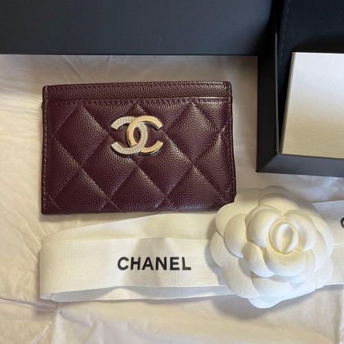 [Authentic] CHANEL Burgundy Card Case with Quilted Design and Diamond Decor Logo