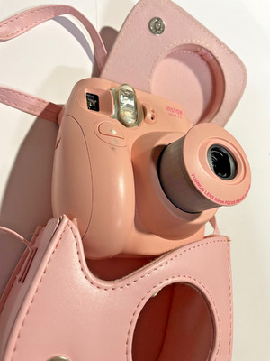 Fujifilm Instax Mini 12 Instant Camera  Blossom Pink + Case Powers On No Film
