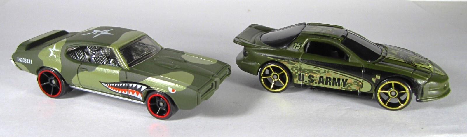Hot Wheels '09 Military Rods '98 Pontiac Firebird #5 '69 Pontiac GTO #7 Lot of 2