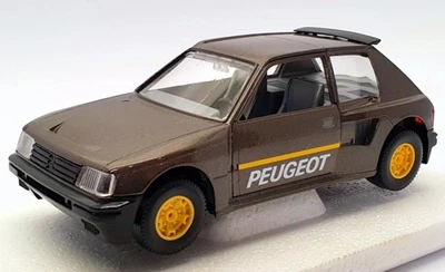Burago 1/25 Scale Model Car 9106 - Peugeot 205 Turbo - Brown - Photo 1/4