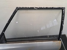 Porte arrière et accessoires Ford TAUNUS