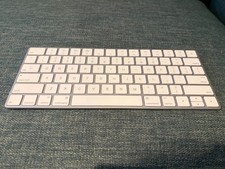 APPLE Wireless Magic Keyboard 2 A1644 Bluetooth Rechargeable Lightning WORKS
