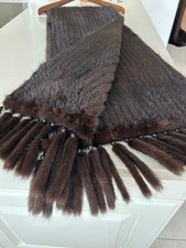 Neuwertiger Nerz Schal / Stola In Schokobraune Mit Fransen