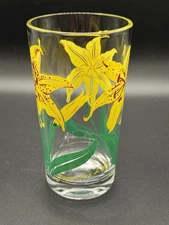 Boscol Japanese Lily Peanut Butter Glass Drinking Tumbler / Glass