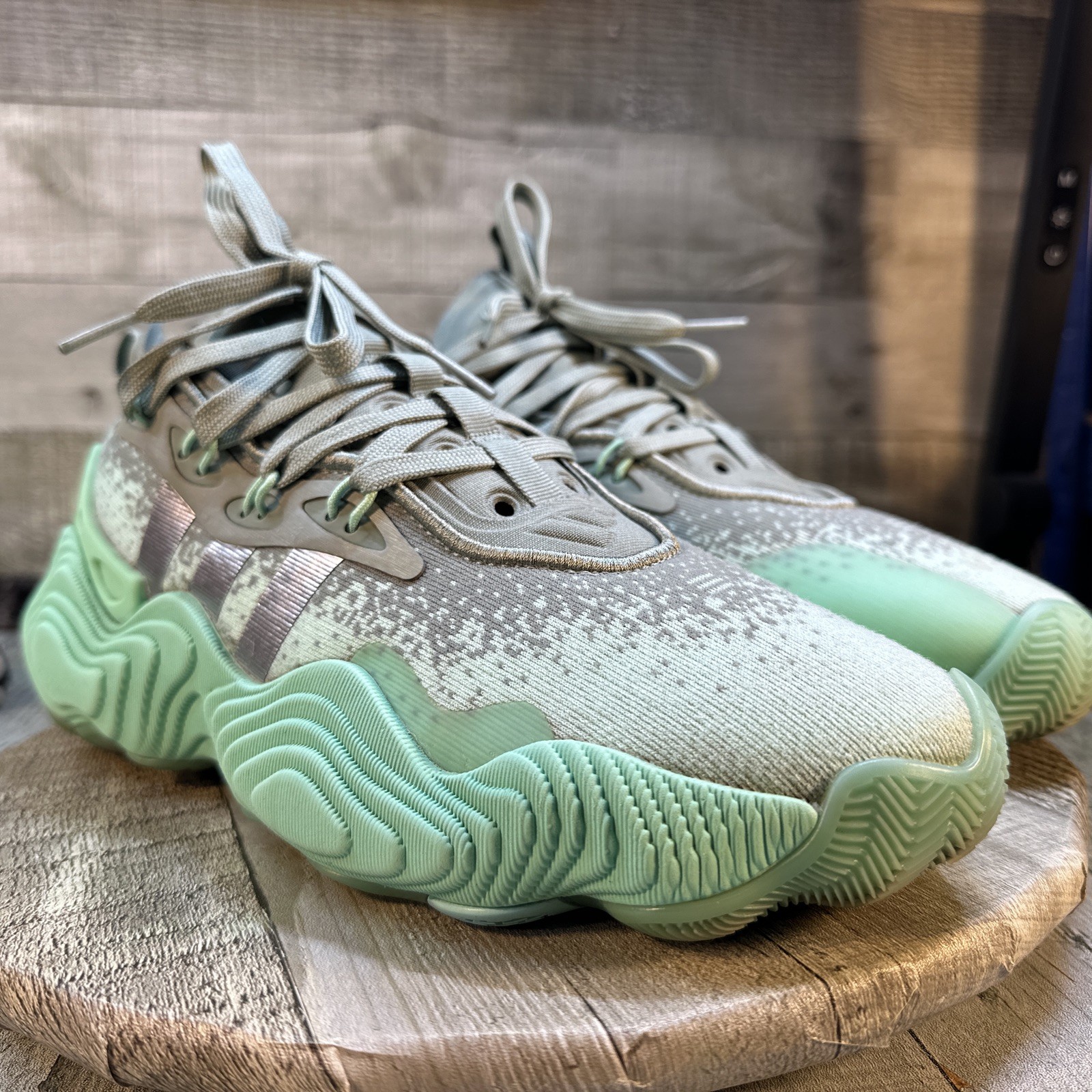 Adidas Trae Young 3 Jade Mint Silver Metallic Basketball IF5591 Shoes Size 6