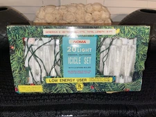 Vintage NOMA  Indoor/Outdoor Christmas Icicle Set Lights Original Box Work Great