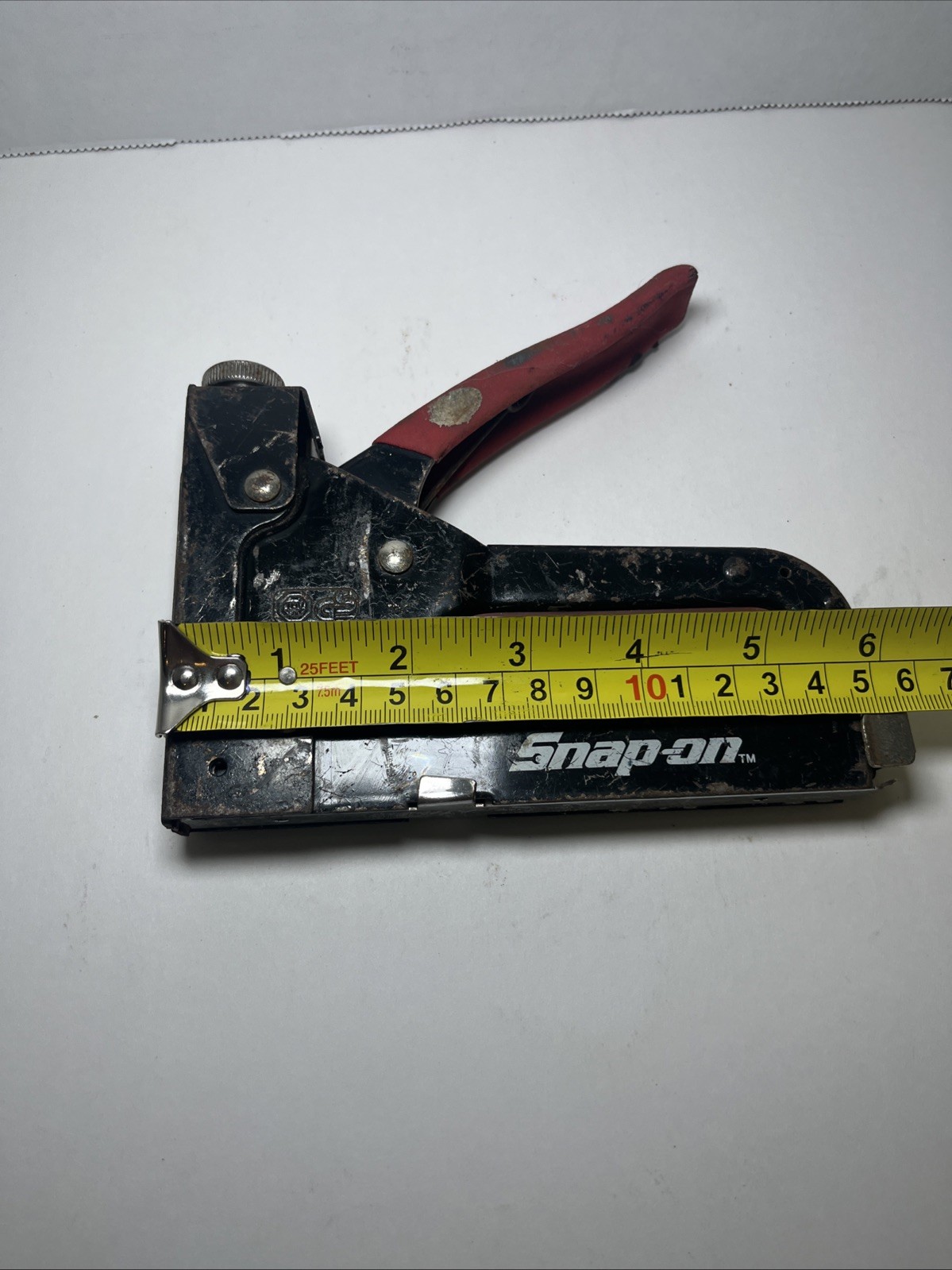 Snap On Handheld 4way Stapler No. 32366 w/ Green 5/16 Flathead Screwdriver SGD6B