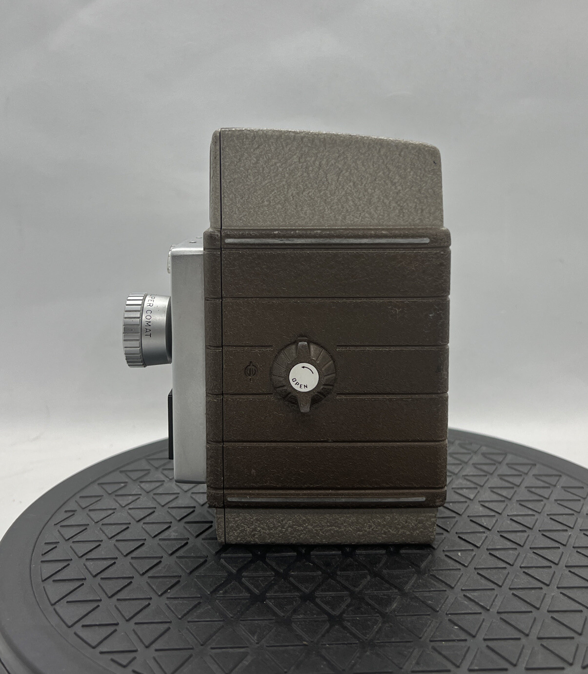 Vintage Bell & Howell 8MM Electric Eye Movie Camera Good Condition