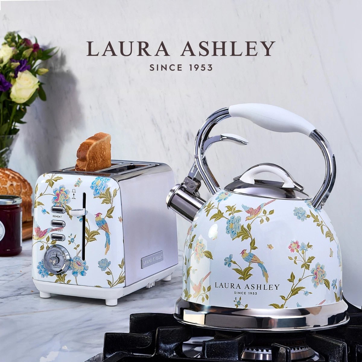 Set Petit-déjeuner Bouilloire Sans Fil 1,7 L Grille-pain 2 Nordic Bleu Swan Bleu 2200 Stp2090bluneu 85212394