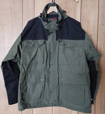 Fjallraven  Hooded Jacket Coat Lightweight  Mountain Parka Size Men's L