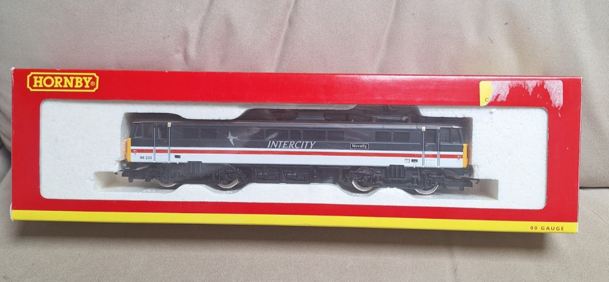 Hornby Railways Collector Guide - Model - Class 86 Bo-Bo
