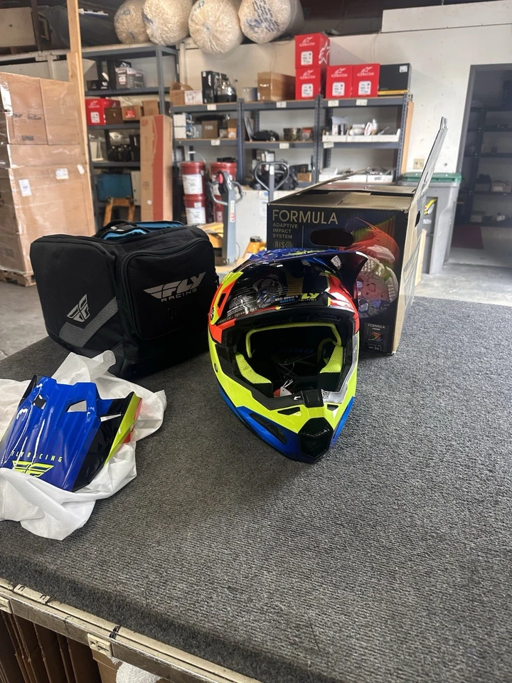 Fly Racing Formula Carbon Prim Helmet HI-Vis/Blue/Red Motorcycle Helmet XXL - Image 2 of 4