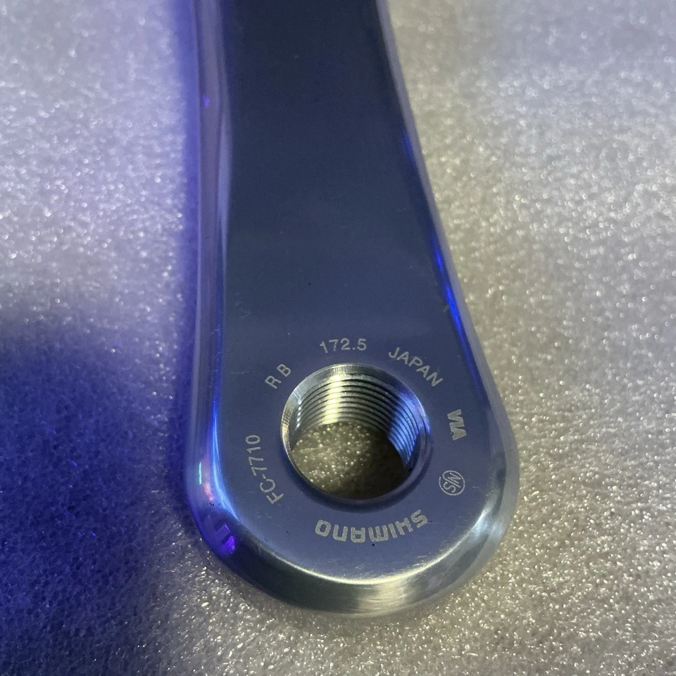 Brazos de manivela estampados Shimano Dura Ace FC-7710 NJS 172,5 mm Foto 4 de 4