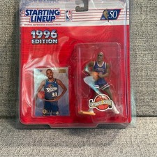 VTG 1996 Starting Lineup Grant Hill Detroit Pistons NBA Figure w/ Card Sealed