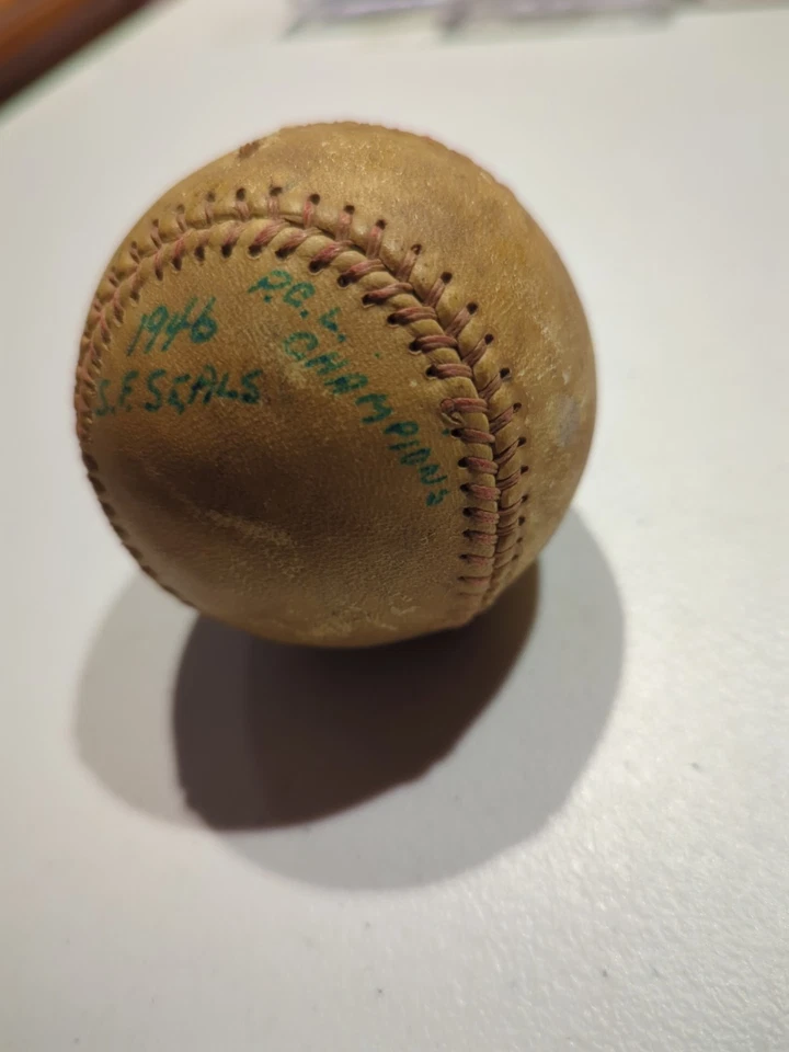 original 1946 SAN FRANCISCO SEALS PCL Chanpions BASEBALL Lefty Grove Signature  - Image 3 of 4