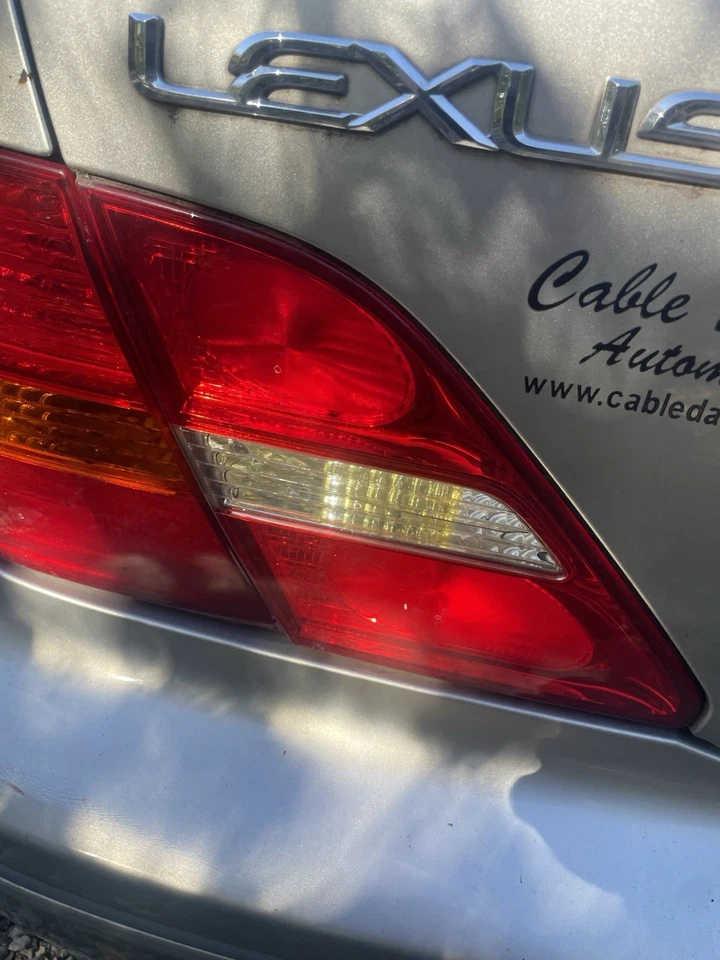 2001 - 2003 雷克萨斯 LS430 原始设备制造商尾灯一对 — 第 3/4 张图片