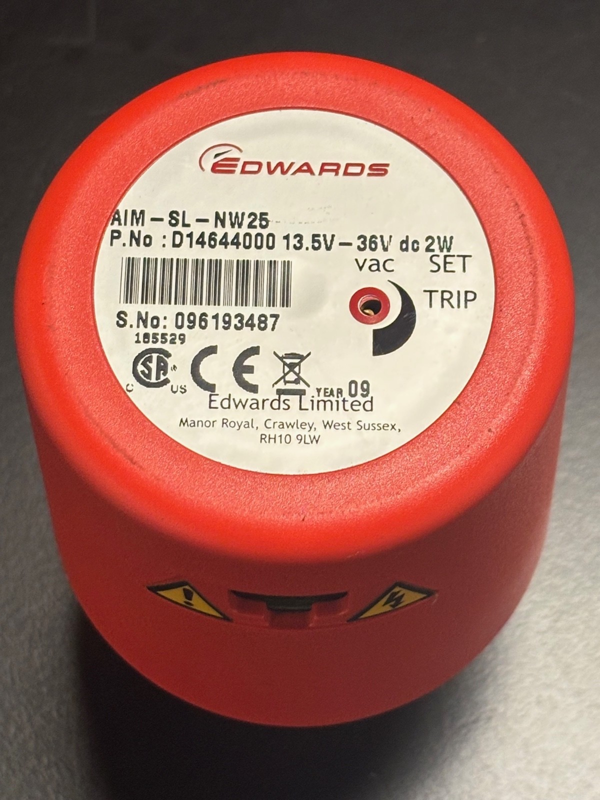 EDWARDS AIM-SL-NW25 p/n: D14644000 13.5V-36V High Vacuum Active Gauge