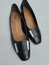 Mark Lemp Classics Women walking Cradles loafers pumps Silver Decor buckle 7N 