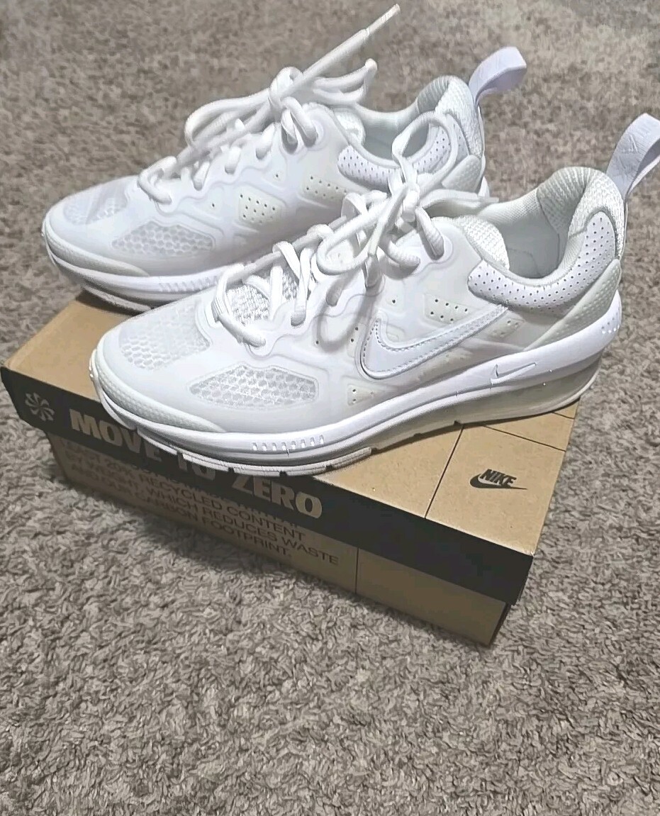 nike air max genome triple white