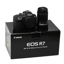 Image of Canon R7 Mirrorless Digital Camera + RF 18-150mm f/3.5 STM lens