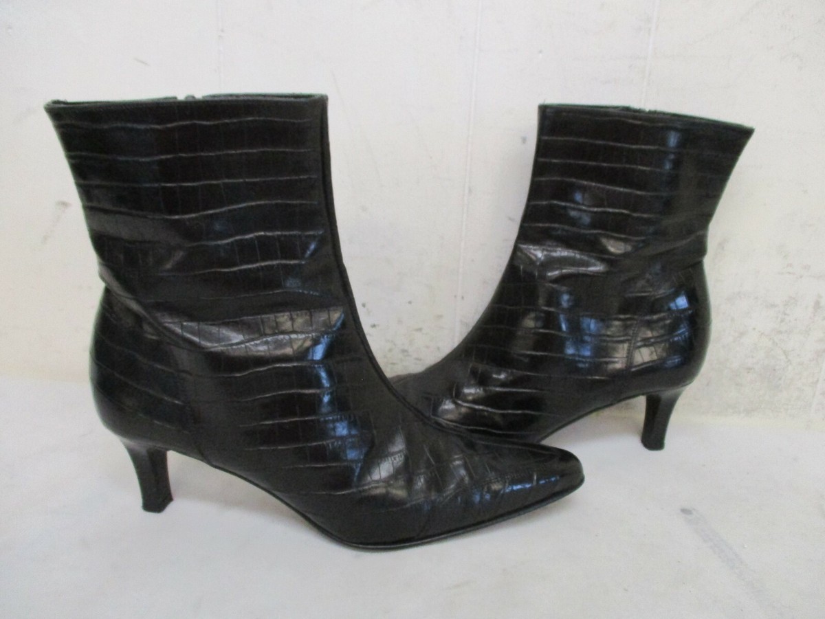 Casual Corner Black Leather Alligator Embossed Zip Ankle
