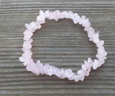 NATURAL ROSE QUARTZ STONE GEMSTONE STRETCHY CHIP BRACELET